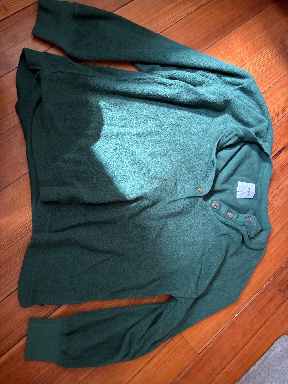 Green fleece pullover size medium